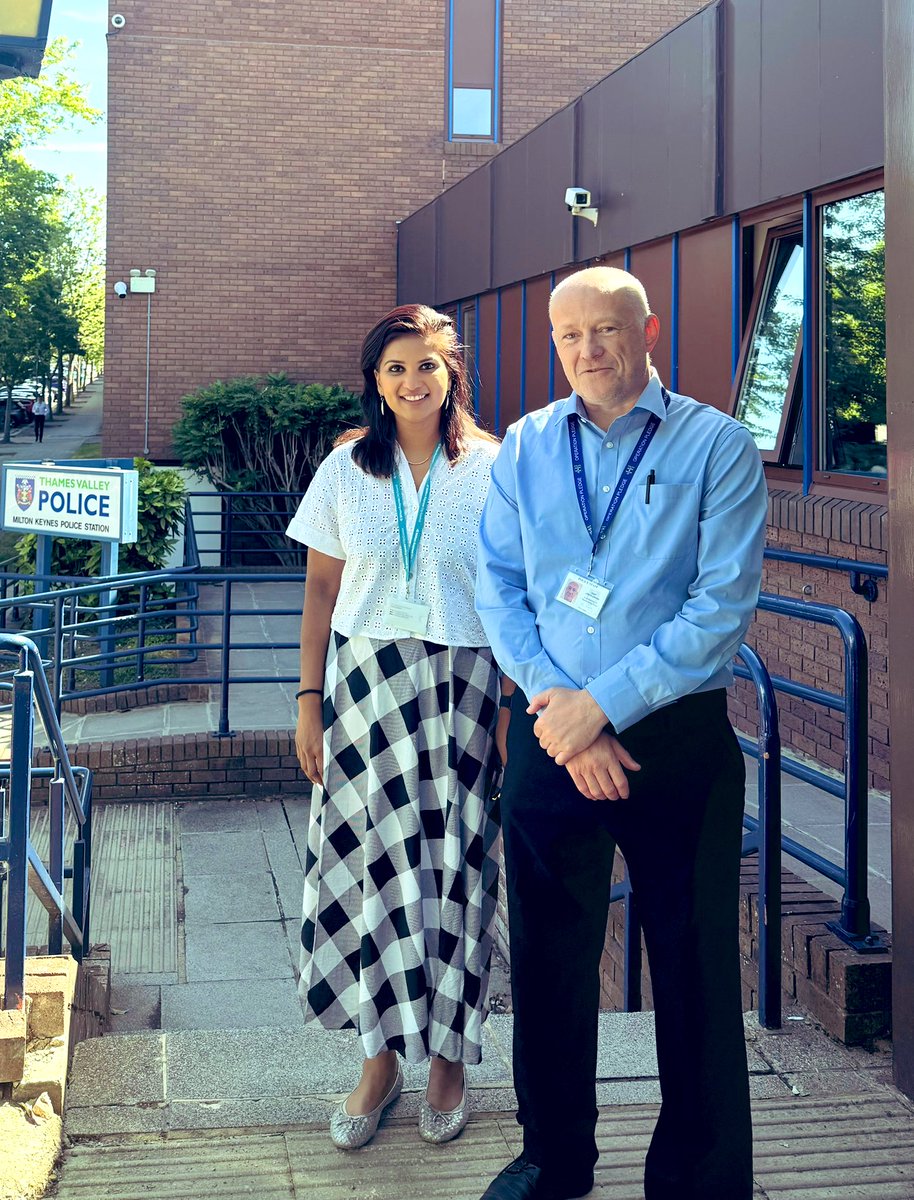 Shazna Muzammil (@shazna_muzammil) on Twitter photo Brilliant to welcome our young people to MK Council this week for their work placements.
Thanks to Jason Owens, Andrea & <a href="/ThamesVP/">Thames Valley Police</a> for the behind-the-scenes CCTV tour and tour of the control room for a very real insight into how TVP keep our communities safe.
Proud to play a Brilliant to welcome our young people to MK Council this week for their work placements.
Thanks to Jason Owens, Andrea & <a href="/ThamesVP/">Thames Valley Police</a> for the behind-the-scenes CCTV tour and tour of the control room for a very real insight into how TVP keep our communities safe.
Proud to play a