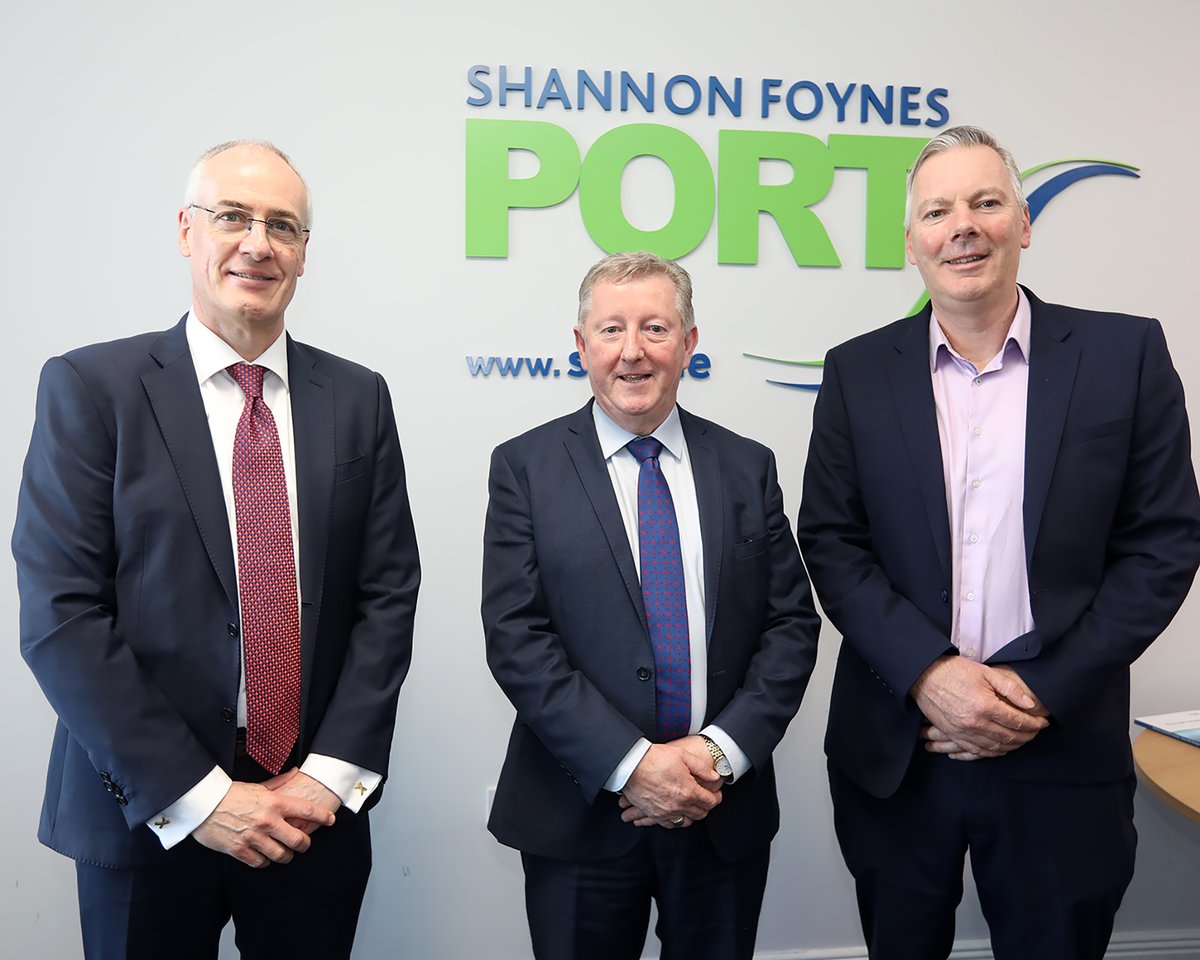 SeanCanney's tweet image. 🚢 Wonderful to visit Shannon Foynes Port this morning.
Delighted to meet with Chairperson Michael Walsh and CEO Pat Keating and see the work happening at the port at firsthand.
I look forward to continuing to engage with everybody at Shannon Foynes.
@ShannonFoynes