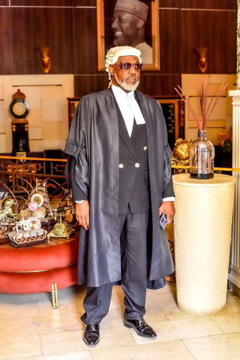 Senator Dino Melaye. (SDM) tweet media
