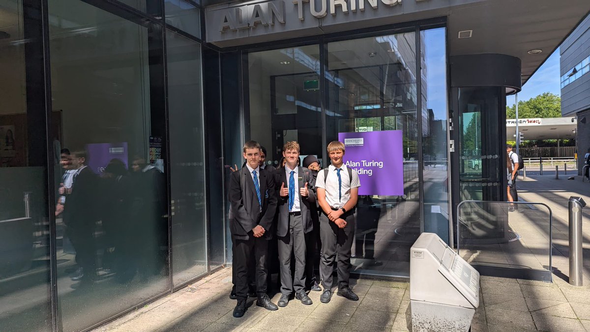 DerbyHighMaths's tweet image. Our Year 10’s stopped to pose for a photo outside The University of Manchester on their way back from an AMSP “Mathemagic” event

They enjoyed some dragon maths this afternoon and a further maths taster

#AMSP #furtherstudy #enrichment

@derbyhighbury @OfficialUoM @Advanced_Maths