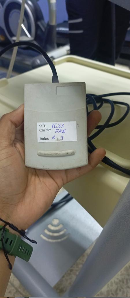 RomanPA93's tweet photo. #Wellwave Ondas de choque focal, tecnología piezoeléctrica de intensidad hasta los 0.70 mJ/mm², frecuencias de hasta 8 Hz. Se las catalogan una de las primeras versiones de #FSWT, el servicio de Fisiatría del Ala de combate 22 en Gye la tienen desde 1999. https://t.co/u0H2ruG9dy
