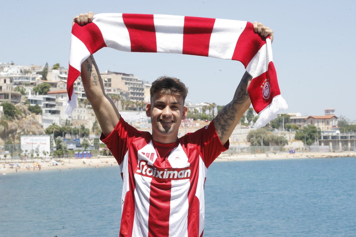 olyfcacademy's tweet image. 🔴⚪️ Ο Νίκος Ζουγλής στον Ολυμπιακό Κ23
#Olympiacos #OlympiacosFCAcademy #Welcome #Transfer