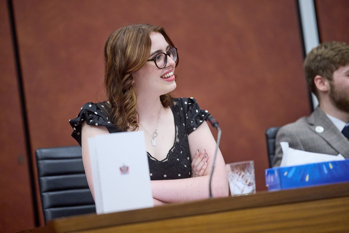 Oldham Council tweet media