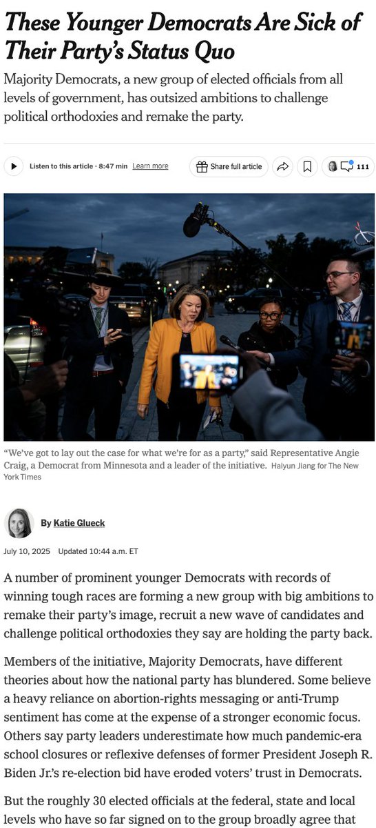 sissenberg's tweet image. Coming up in Issenberg's Brill's Content: old-school NY Post-style "tale of the tape" comparing these two stories published by @nytpolitics 342 minutes apart.