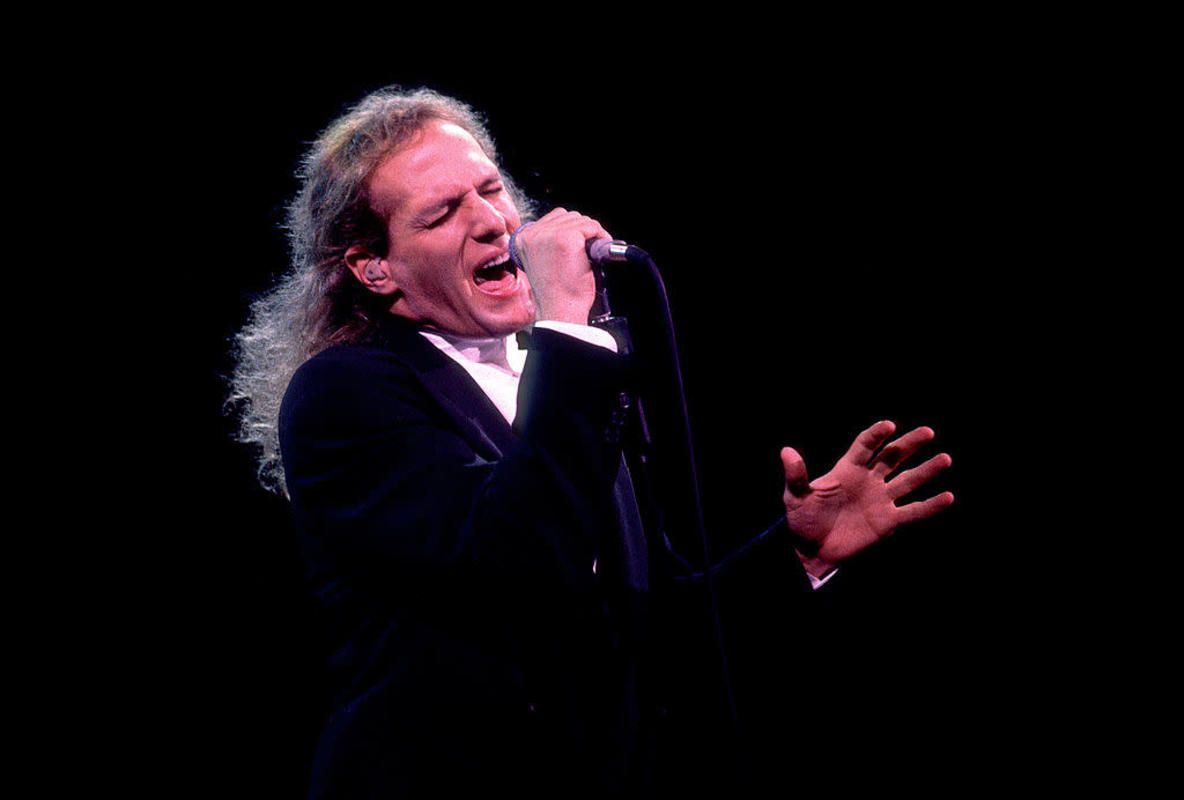 Hope4GreyMatter's tweet image. Michael Bolton, 72, Releases Deeply Personal Project After Brain Cancer Diagnosis #BrainTumorThursday #Grey365 #BTSM #HOPE #H4GM 💫 #BrainTumorSurvivorsAreDope 🧠💪 
buff.ly/SjaMKQa