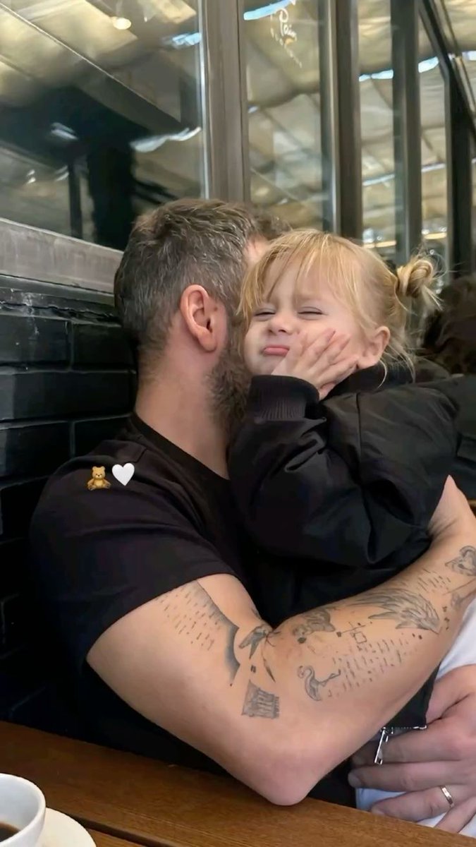 𝑲𝒊𝒅𝒔ᡣ𐭩 (@twilingy) on Twitter photo 