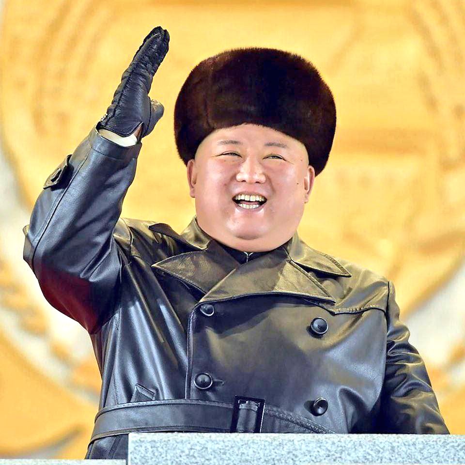 🚨 🚨

كوريا الشمالية:

العدوان الإسرائيلي والأمريكي على إيران كشف زيف المعايير الدولية

إذا تم خرق وقف إطلاق النار، سنقف بقوة إلى جانب إيران.

منذ بداية عدوان الكيان الصهيوني على إيران، كنا إلى جانب الشعب الإيراني

الطرف الغربي لا يُعوَّل عليه، ويسعى دائمًا إلى إضعاف سيادة الدول