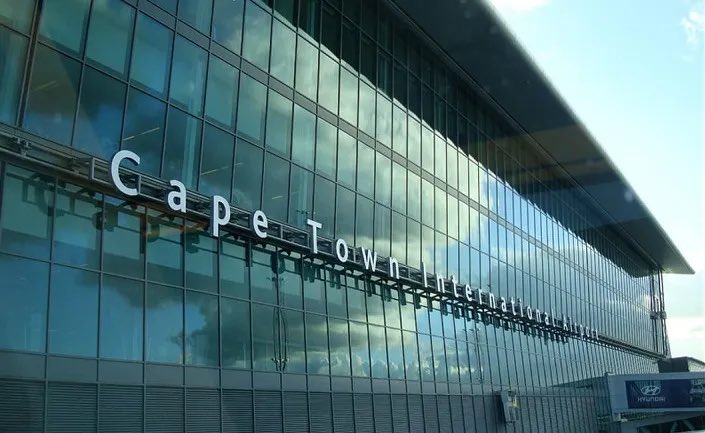 alanwinde's tweet image. What a proud moment for the Western Cape! Cape Town International Airport has been ranked #1 in the world for on-time performance. A massive congratulations to the entire team behind this achievement. Let’s use this global recognition to drive even more domestic and international…