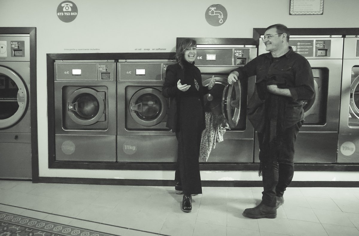 Mañá Atlántica volve a #Outes con Vero Rilo e Santi Cribeiro

'Lavandeiras': música e palabras para lembrar as mulleres que lavaban máis ca roupa

🔹OUTES🔹
Venres 11 xullo | 21 h | Terraza do Náutico no Freixo
🌊LAVANDEIRAS
Adultos | Galego | Entrada libre ata completar aforo