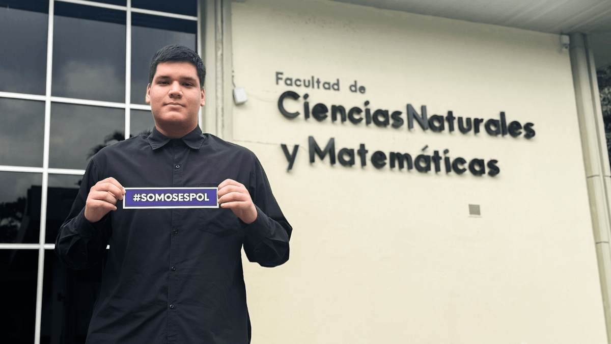 🎓 Alexsander Játiva, graduado en #FCNM, continuará su formación como estudiante de posgrado en la mejor universidad de Matemática del mundo. Agradecemos el respaldo de la Asociación de Científicos, AMARUN, en su proceso de postulación.

Conoce más aquí:  acortar.link/KE6J0z