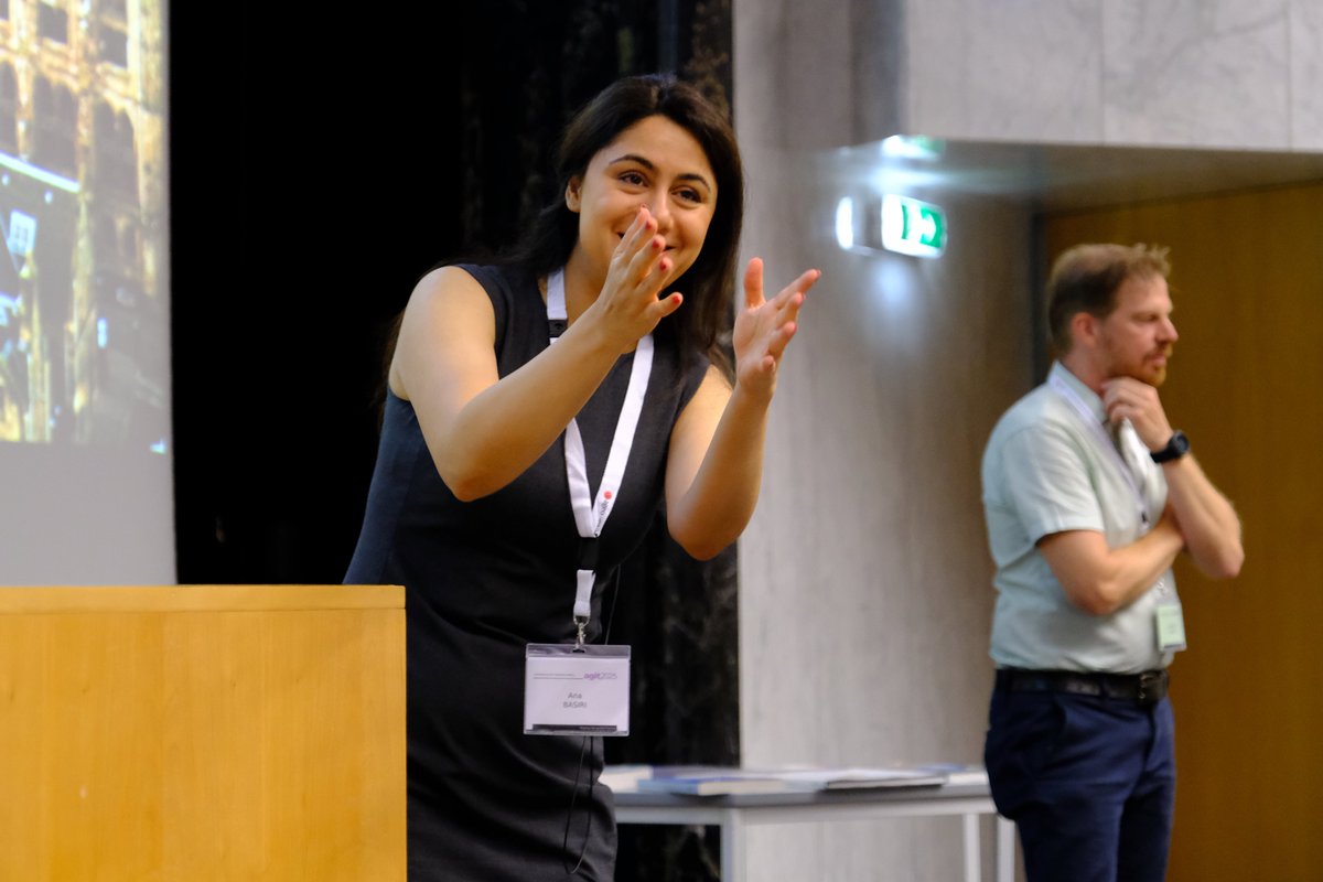 GSDSglasgow's tweet image. #AGITConference was a great success! Prof. @AnahidBasiri gave an insightful talk on Missing Data and how it impacts our everyday lives. A big round of applause to her.👏👏