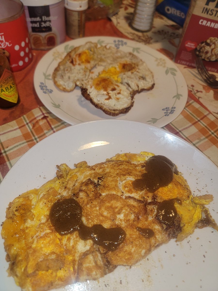 Cheers sauce is black garlic hot sauce