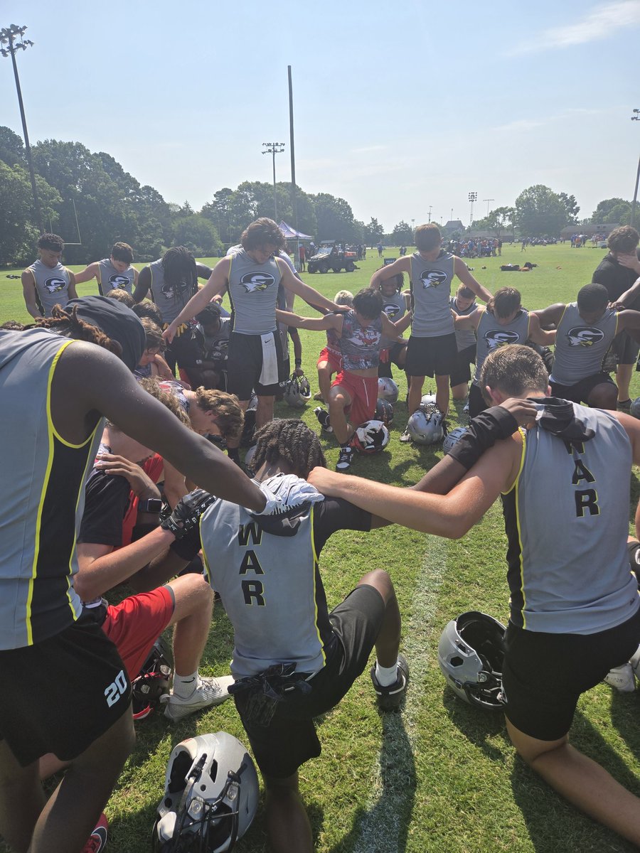 GCA_FB's tweet image. We had an amazing time at FCA Camp. It was a great time to compete, but more importantly, we grew spiritually and culturally as a team.
#WAR
#Glory