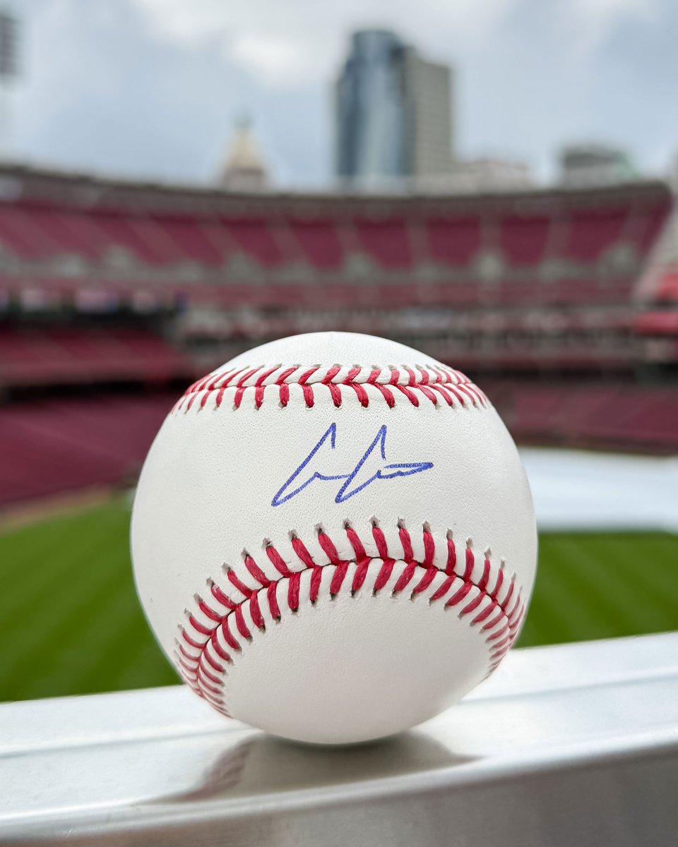 🚨 All-Star Abbott Giveaway 🚨

REPOST this to be entered to win a signed Andrew Abbott baseball! Must enter before 11 AM ET, July 11. Rules ➡️ atmlb.com/2GALeNF