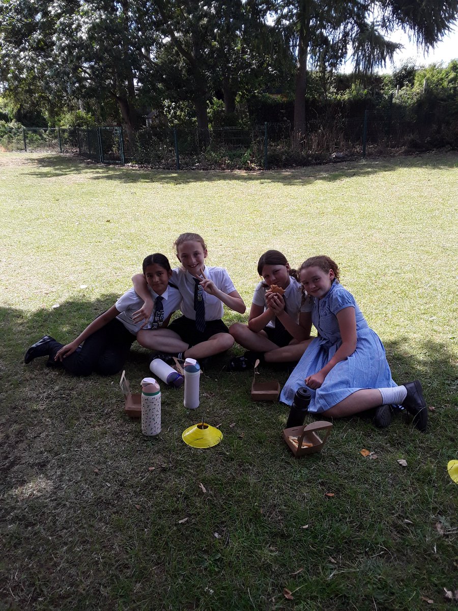 Year 6 have enjoyed a special celebration treat of burgers and hotdogs today. Delicious! #Year6celebrations