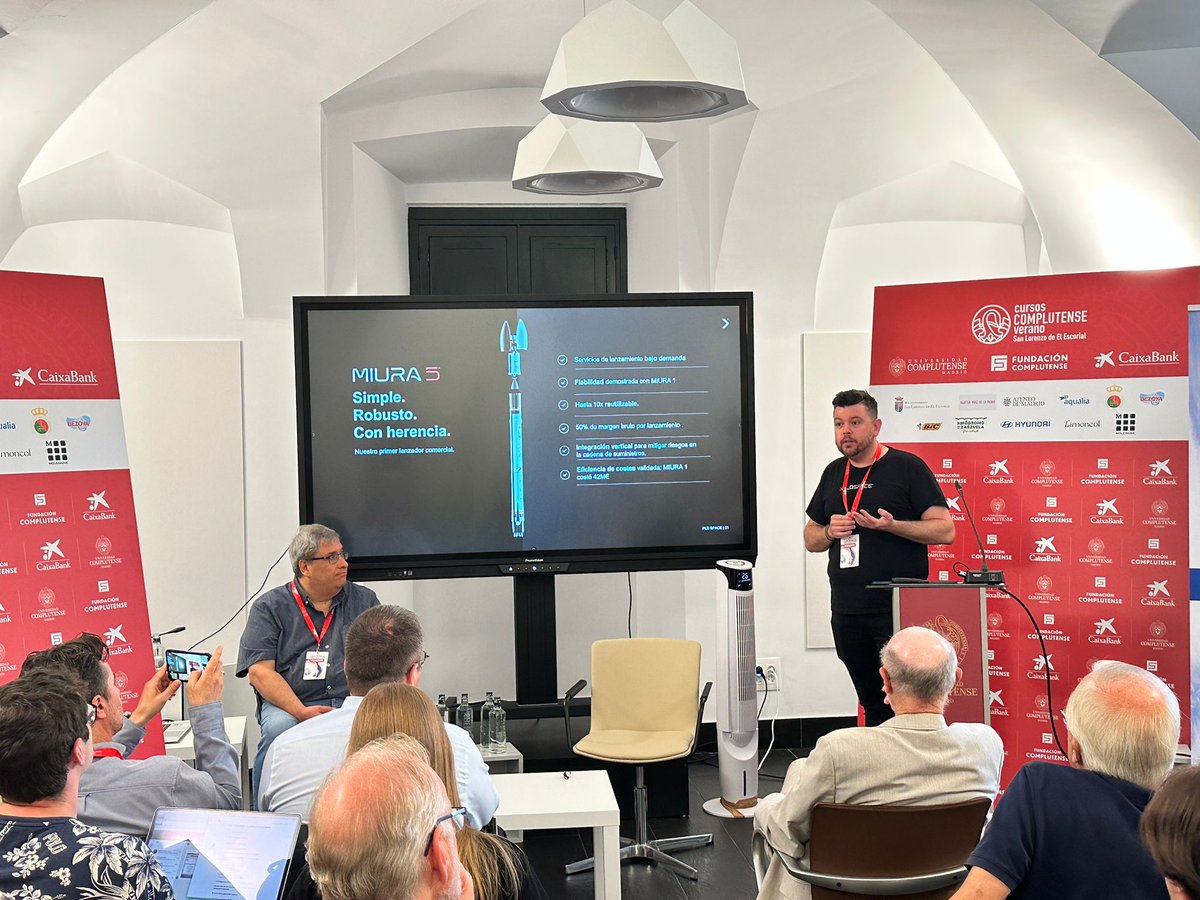 PLD_Space's tweet image. 🗨️ El CEO y cofundador de PLD Space, Raúl Torres (@RaulTorresPLD), ha participado esta mañana como ponente en el curso “Soberanía tecnológica y el futuro de Europa”, enmarcado en los #CursosVeranoUCM.
🎙 En su charla “España lanza alto: la historia de los cohetes MIURA”, Raúl ha…