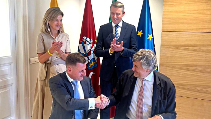 Lithuania's <a href="/IgnalinaNPP/">Ignalina Nuclear Power Plant</a> is to collaborate with France-headquartered innovative reactor developer <a href="/newcleoenergy/">newcleo</a> on assessing the possibilities of applying advanced fast reactor technology in the Baltic state #nuclear tinyurl.com/3eddrv9h