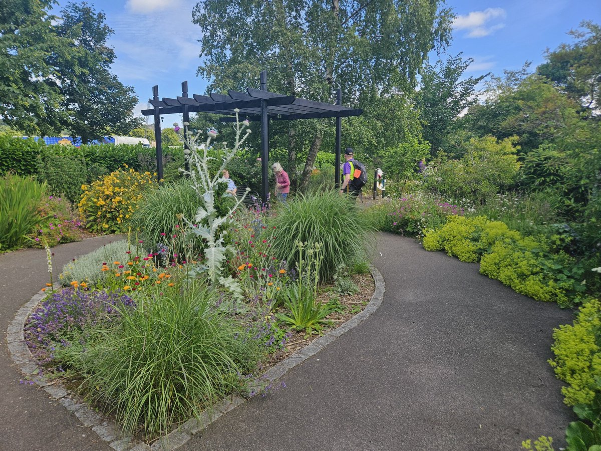 Laura Taylor (@lauratayloras) on Twitter photo Dementia Friendly Health Walk at King's Park today. 17 of us walking & wheeling. Local care homes, Cycling Without Age & Alzheimer Scotland in attedance <a href="/activestirling1/">Active Stirling Ltd</a> <a href="/walking_scot/">Walking Scotland</a> <a href="/CycleWithoutAge/">Cycling Without Age</a> <a href="/alzscot/">Alzheimer Scotland</a> #dementiafriendly Dementia Friendly Health Walk at King's Park today. 17 of us walking & wheeling. Local care homes, Cycling Without Age & Alzheimer Scotland in attedance <a href="/activestirling1/">Active Stirling Ltd</a> <a href="/walking_scot/">Walking Scotland</a> <a href="/CycleWithoutAge/">Cycling Without Age</a> <a href="/alzscot/">Alzheimer Scotland</a> #dementiafriendly