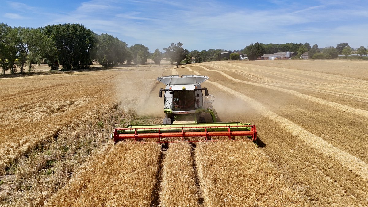 spj1958's tweet image. #NoFarmersNoFood #keyworkers 🚜 #mini4pro