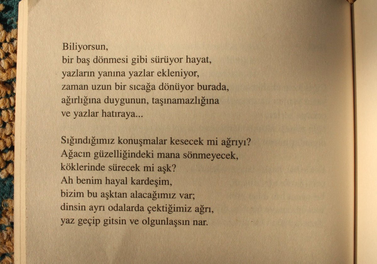 sevgilim beni geçmiş yazlara sal
ılık ikindilere