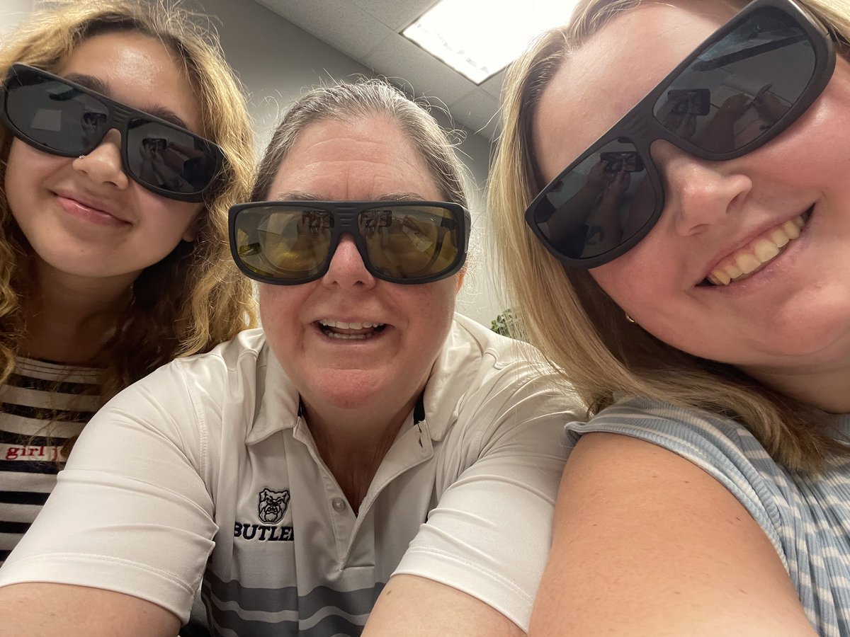 Made the trip to Greenville, IN to test a new <a href="/RedwireSpace/">Redwire Corporation</a> system with our <a href="/butleru/">Butler University</a> crystals! #science #lasers <a href="/BU_chemistry/">Butler Chemistry</a>