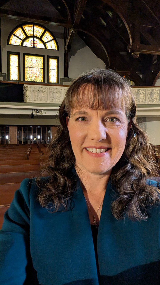 carmenjoyimes's tweet image. Adventure #2: filming a course with @SeminaryNow on Becoming God's Family at the beautiful Calvary Memorial Church in Oak Park!
