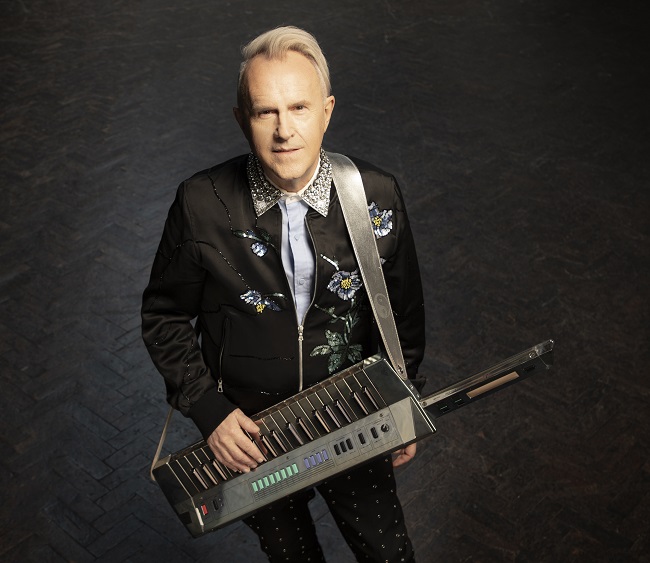 Sixtyplusurfers's tweet image. Sixtyplusurfers is thrilled to feature an exclusive interview with electronic music pioneer and chart-topping singer-songwriter Howard Jones.
Read the full interview now on the Sixtyplusurfers Music page at
sixtyplusurfers.co.uk/music
