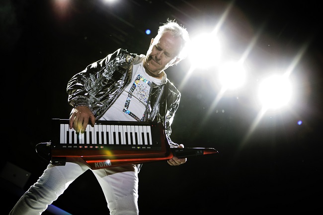 Sixtyplusurfers's tweet image. Sixtyplusurfers is thrilled to feature an exclusive interview with electronic music pioneer and chart-topping singer-songwriter Howard Jones.
Read the full interview now on the Sixtyplusurfers Music page at
sixtyplusurfers.co.uk/music