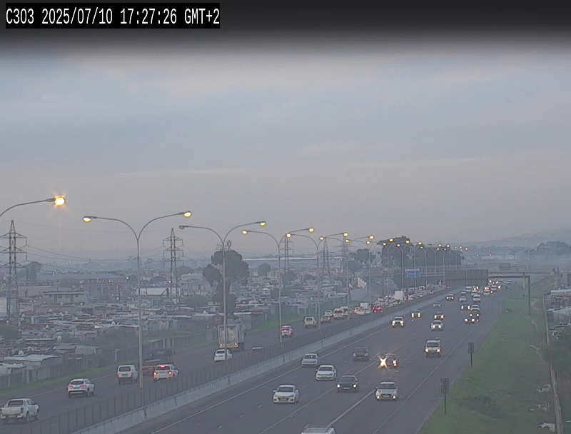 CapeTownFreeway's tweet photo. #Protest_action: R300 North before Hindle, lane closure, expect delays. #SeeAndBeSeen https://t.co/dfgyuorqkf