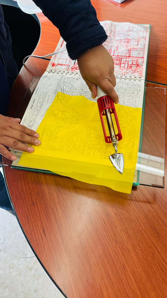 #CulturasAntiguas en la <a href="/Biblioanahuac/">Biblioanahuac</a> nos ayudan a "alisar o aplanar las páginas" de los mapas de René Millon. Proyecto Retrato de Teotihuacan, una Reconstrucción en 3D"