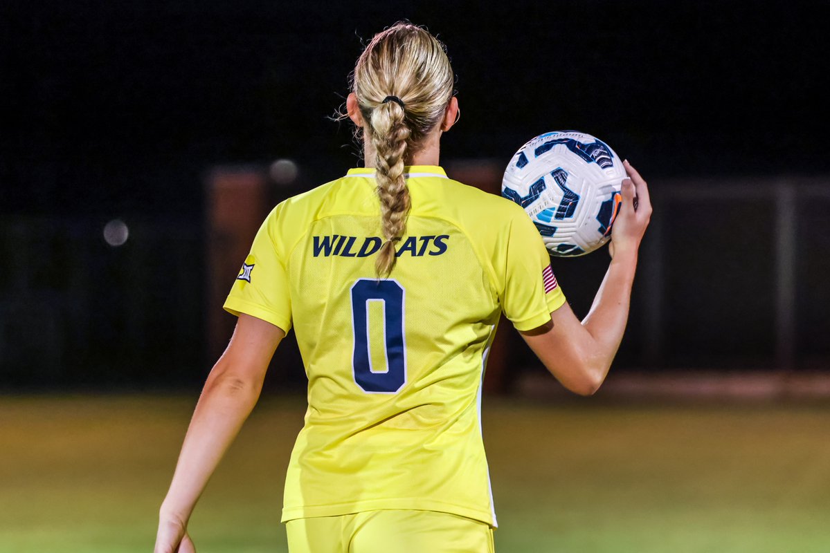 ArizonaSoccer's tweet image. wishing the happiest birthday🎈to the one and only! @kaylakirchoffner 🎉