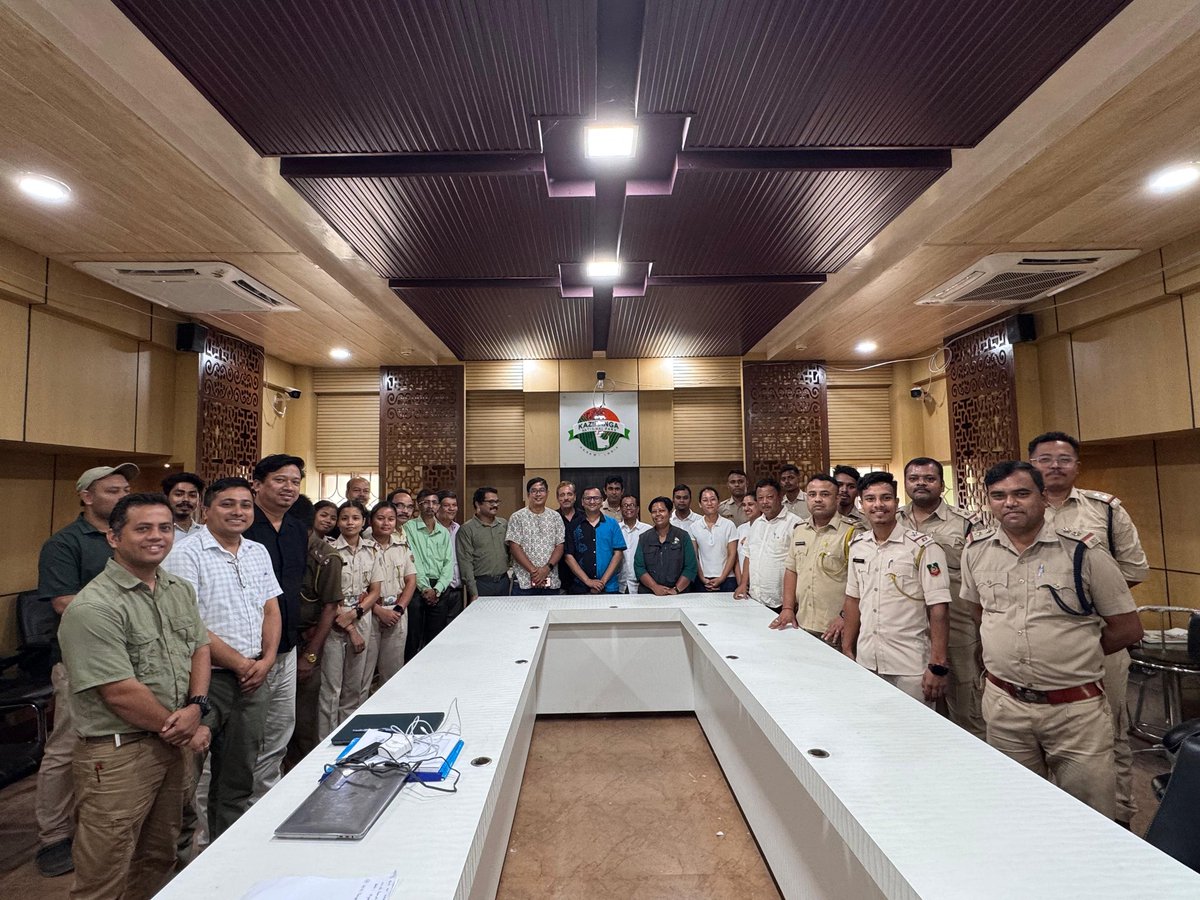 When science meets conservation: DNA profiling of 2,573 rhino horns—incinerated on Global Rhino Day 22nd Sept 2021—now underway from Kaziranga to <a href="/wii_india/">Wildlife Institute of India</a>. These genetic insights will help trace origins, strengthen ecological linkages &amp; fight wildlife crime. #RhinoConservation