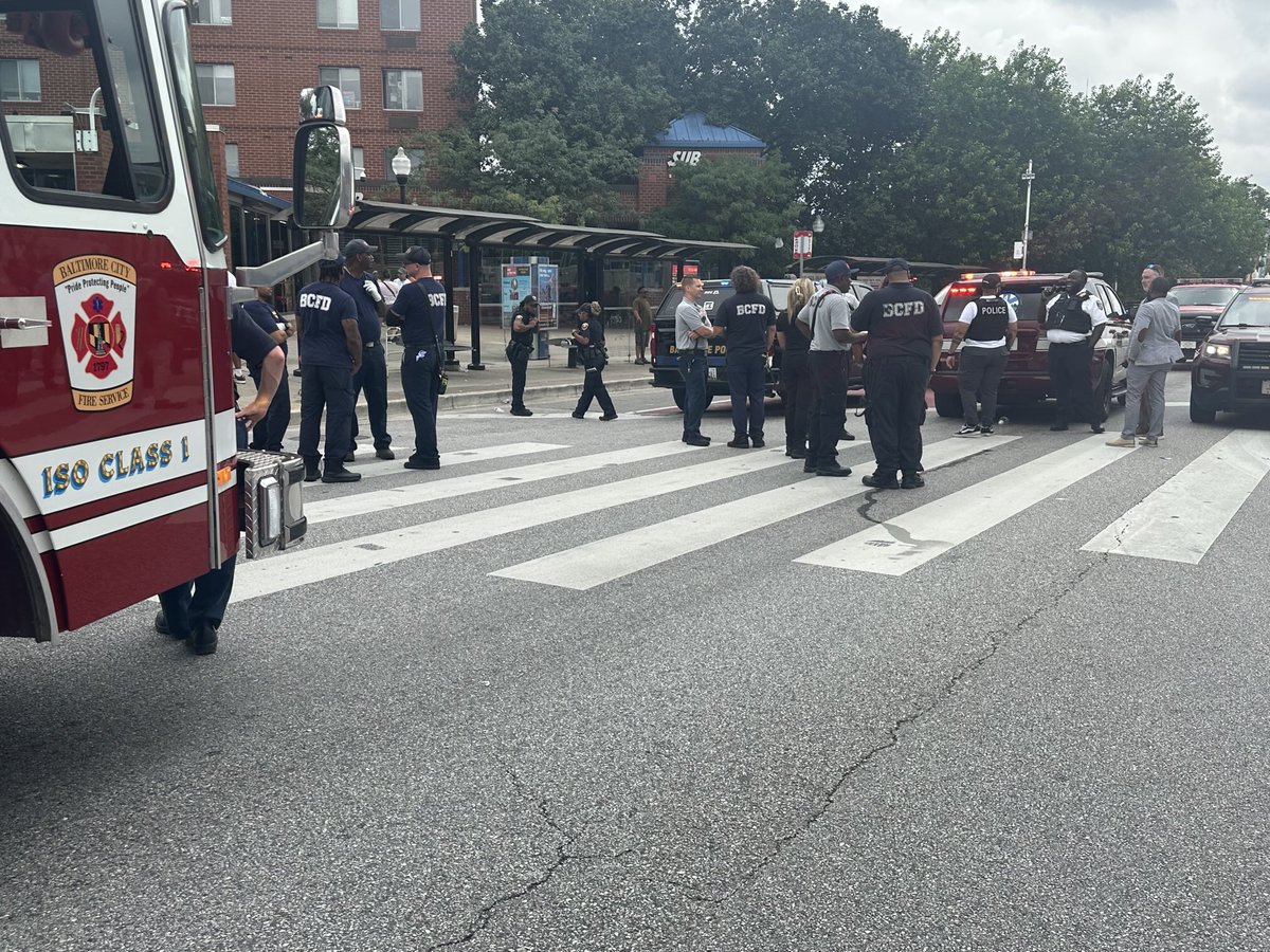 Baltimore Police tweet media