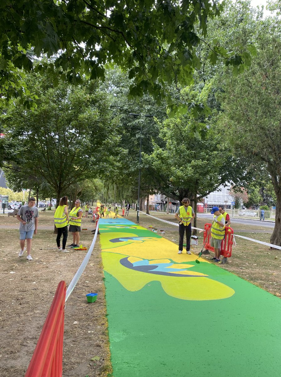 Vigo, Cidade de Cor tweet media