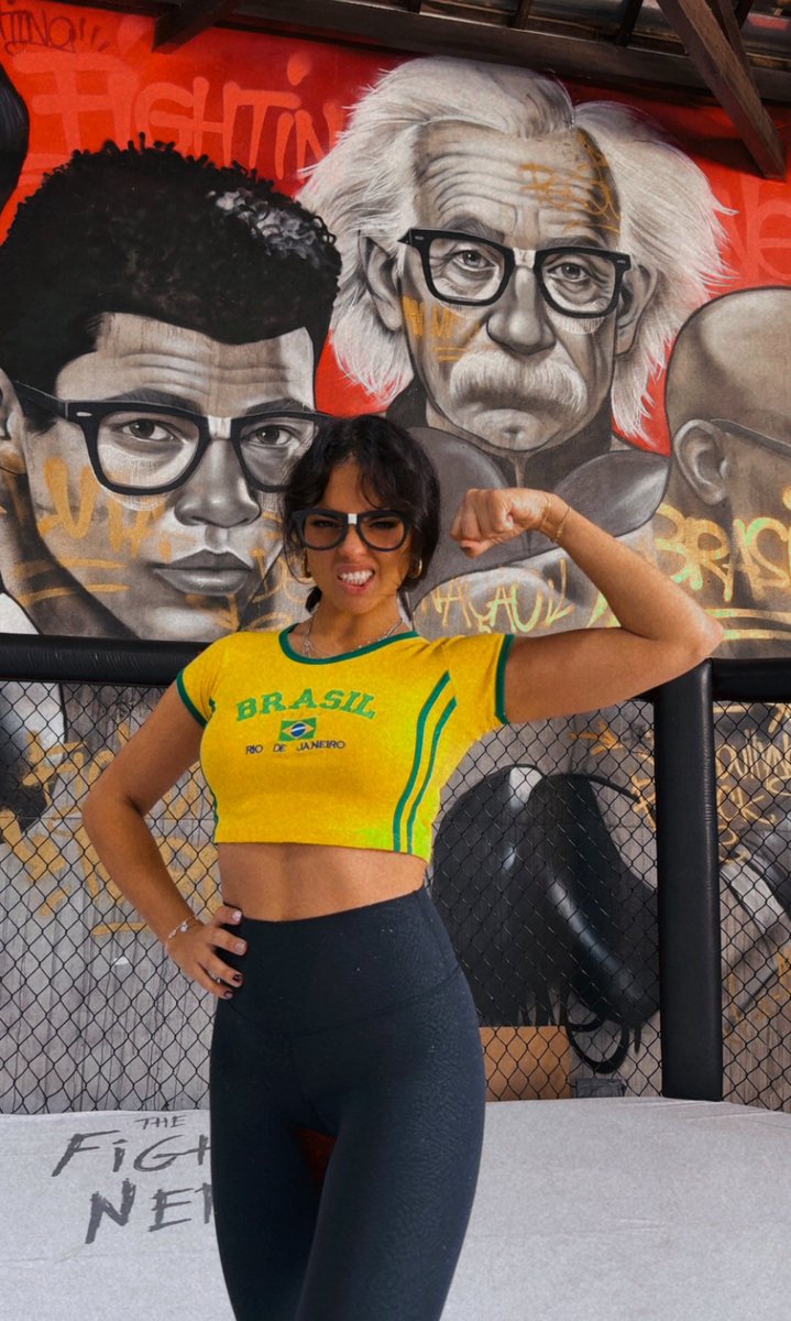 Name this UFC Fighting Nerd!