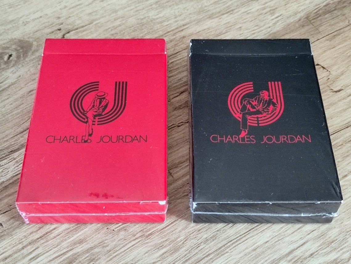Yamafuda's tweet image. Cartes Nintendo Charles Jourdan.
Marque Française de chaussures de luxe crée en 1921 dans la Drôme à Romans-sur-Isère.
À ce jour, l'enseigne n'existe plus depuis 2007.
Articles ici :
urlr.me/RpdgyW
urlr.me/6jxtQN