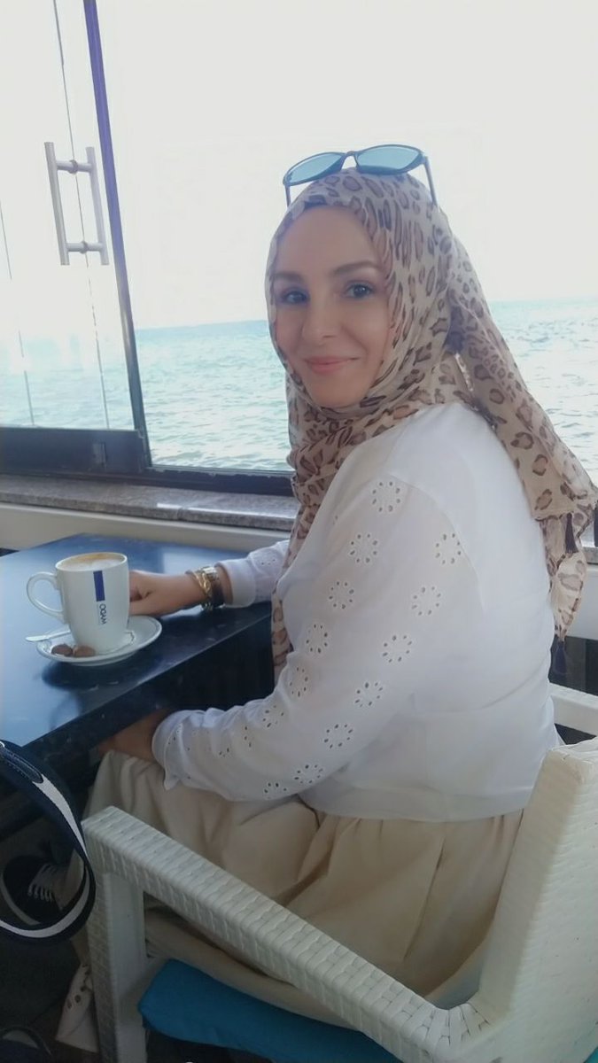 'Hayat keyif vermiyor diye
 sızlanmayın. Bana da kendi 
 rızasıyla vermiyor, 
 zorla alıyorum:)))'
      ...☕🩵🌊...