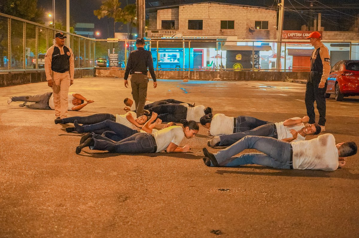 👨‍🚒 Avanza el proceso formativo de la XV Promoción de Aspirantes a #Bomberos Voluntarios, quienes ya se encuentran recibiendo clases de instrucción formal.