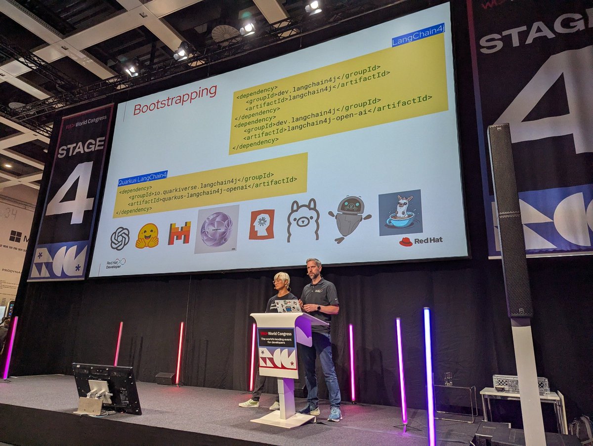 danieloh30's tweet image. It's always a pleasure and a privilege to present a tech session for Java developers, especially alongside Kevin Dubois #javachampion #wearedevelopers