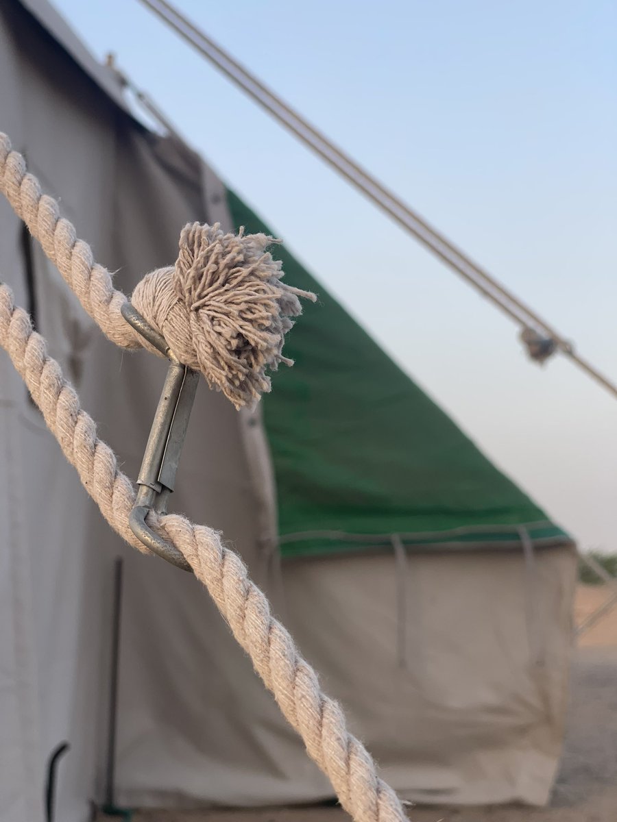 يارب وإن ضاقت فأنت رب السِعه

#تصويري 🍂🐪