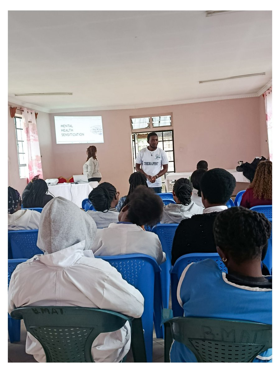 kivuliwellness's tweet photo. Today our team facilitated a mental health awareness session to Medics at Bondeni Subcounty Hospital in partnership with Nailepu Mental health CBO.
#kivuliwellnesskenya
#NailepumentalhealthCBO
#mentalhealth
#mentalhealthawareness https://t.co/tFisN6CZvV