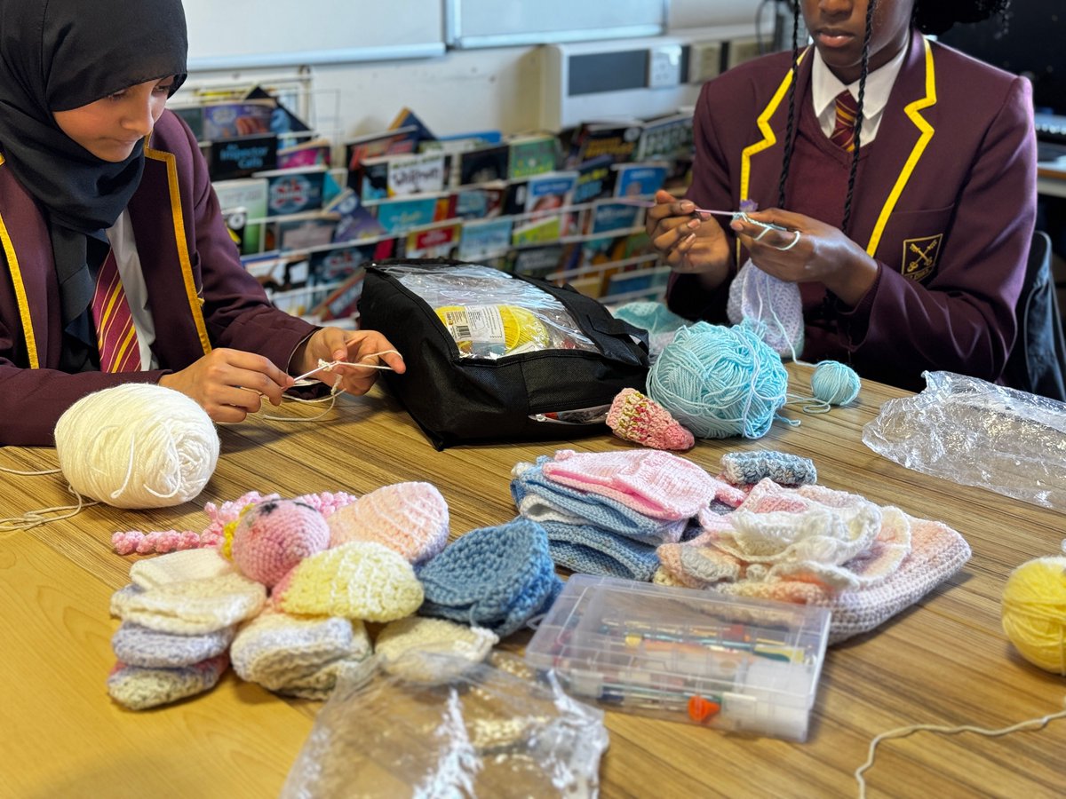StPetersUK's tweet image. ๐งถโจ Look what our Year 7 Crochet Club has made! Weโre donating these handmade items to St Maryโs Neonatal Unit and a local womenโs refuge. ๐Thank you to staff for donating wool and hooks!Crochet Club runs every lunchtime 1.15โ1.45. New members welcome! ๐#CommunityKindness