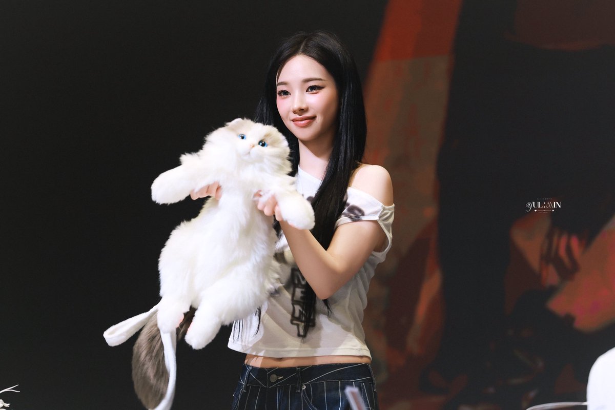 YULMIN0411X0101's tweet image. 250710｜Everline Fansign

#aespa #æspa #AESPA #에스파 #エスパ #ウィンター #JMJ 
#Karina #카리나 #劉知珉 #カリナ