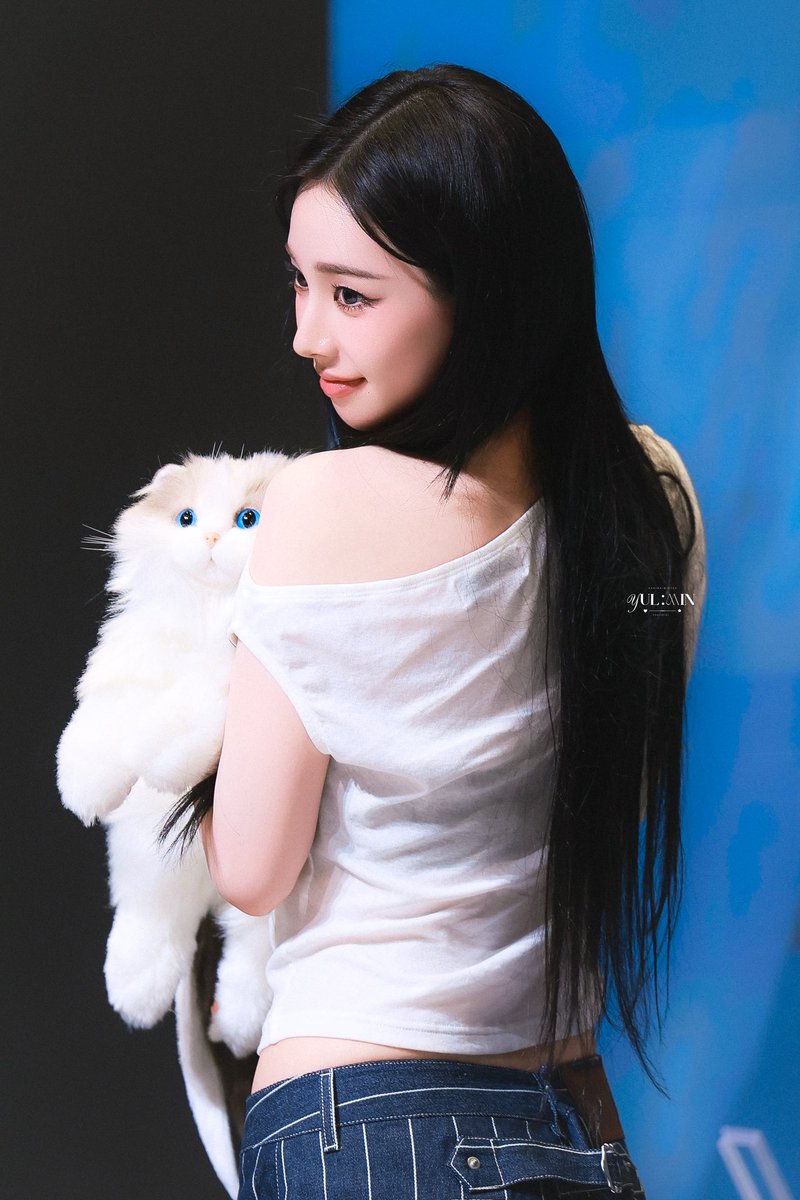 YULMIN0411X0101's tweet image. 250710｜Everline Fansign

#aespa #æspa #AESPA #에스파 #エスパ #ウィンター #JMJ 
#Karina #카리나 #劉知珉 #カリナ