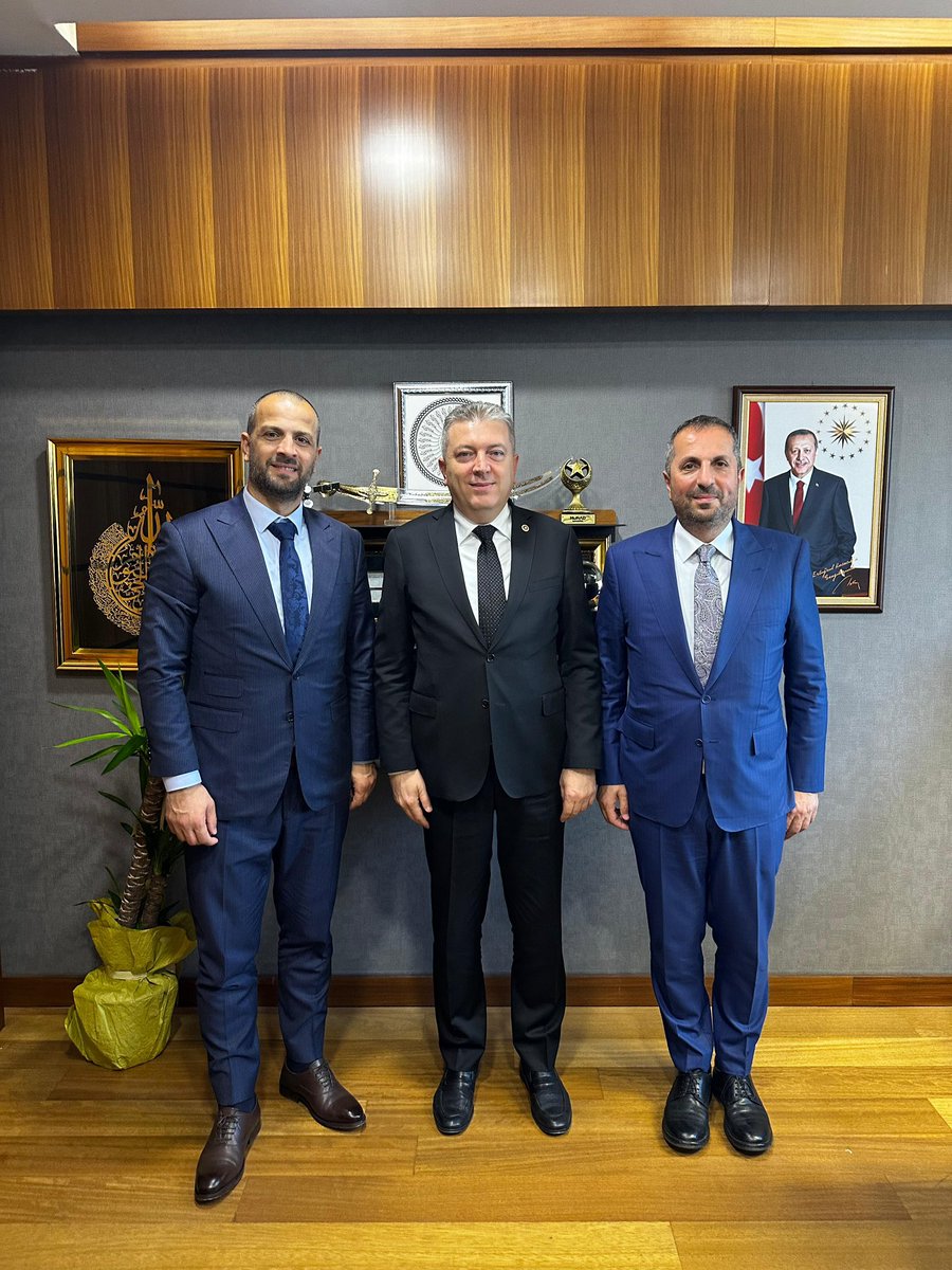 TBMM Plan ve Bütçe Komisyonu Üyesi ve Sakarya Milletvekilimiz Sn. Ertuğrul Kocacık’a SATSO önceki dönem Meclis Başkanımız Talip Kuriş ile makamında ziyaret gerçekleştirdik.

Kıymetli misafirperverliğinden dolayı kendilerine teşekkür ediyor, çalışmalarında başarılar diliyoruz.