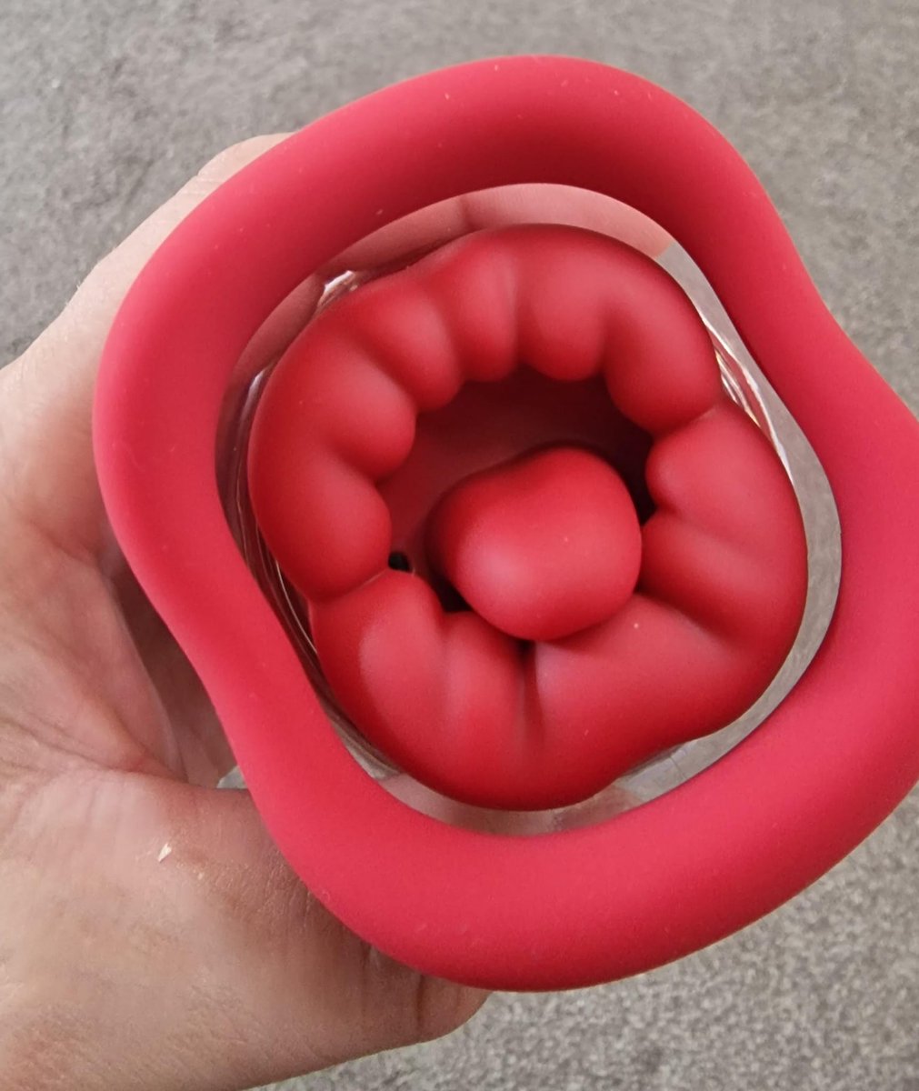 SexToysTester69XXX tweet media