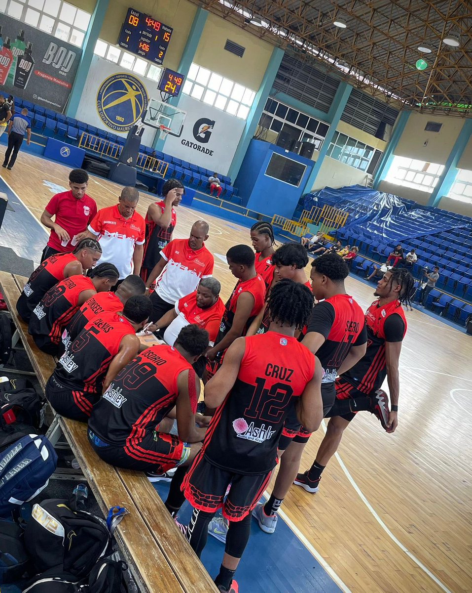 Coloniales Basketball tweet media