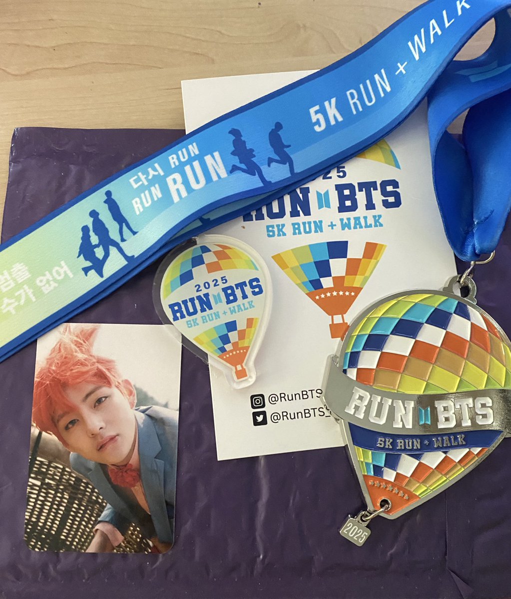Lyn Ee⁷ (@_sunglitter_) on Twitter photo <a href="/runBTS_5k/">Run! BTS 5k</a>
I am late in my gratitude…THANK YOU again the most beautiful medal I ever received. I did my 5k walking the streets of NYC traveling to Jimin’s exhibit, Truth Untold 💜💜 <a href="/runBTS_5k/">Run! BTS 5k</a>
I am late in my gratitude…THANK YOU again the most beautiful medal I ever received. I did my 5k walking the streets of NYC traveling to Jimin’s exhibit, Truth Untold 💜💜