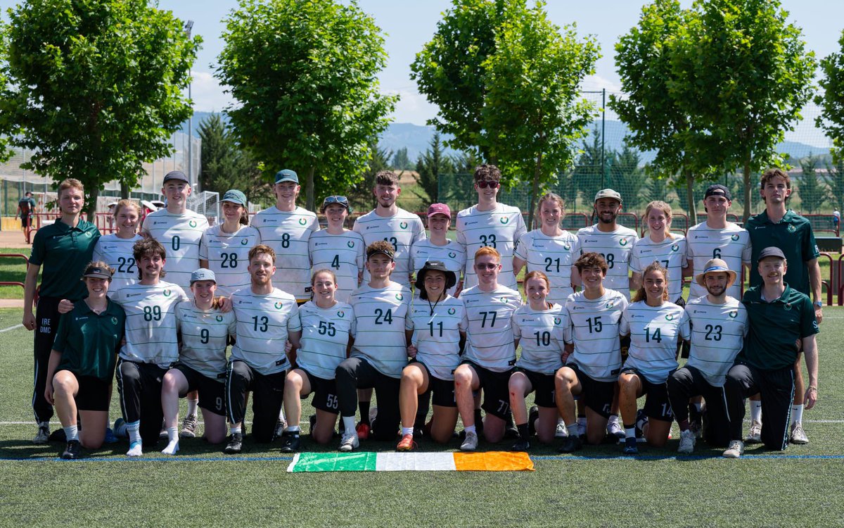 tcdsports's tweet image. Four current Trinity students – Finn Alexander, Petra Marcokova, Henry Olenich, and Dáire Mac An Ultaigh – joined alum Caoimhe Cunningham in representing Ireland’s Mixed team at the 2025 WFDF World U24 Ultimate Championships in Spain! 💚🥏
Read more:
tcd.ie/sport/news--ev…