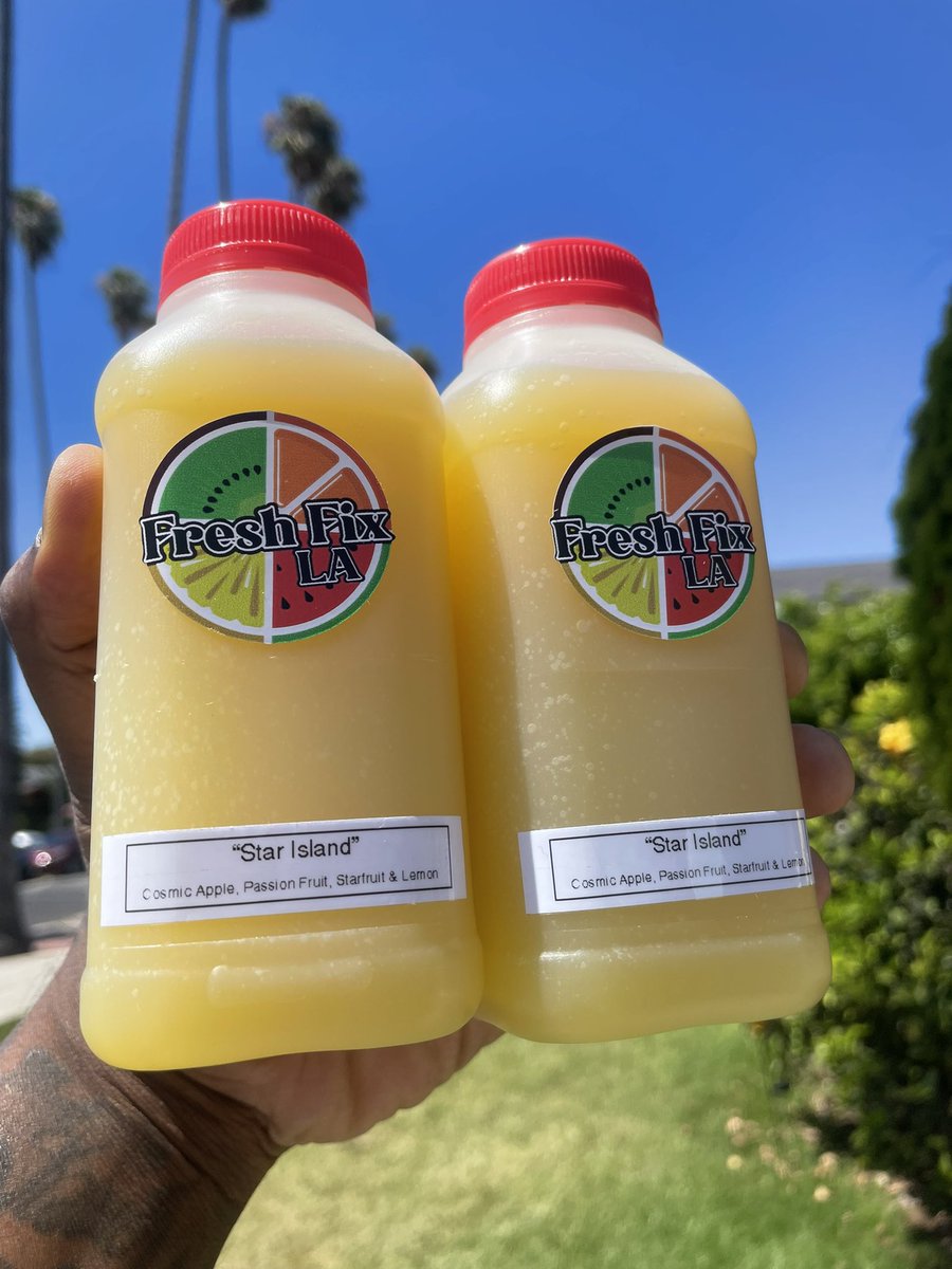 “Star Island” - Cosmic Apple, Passion Fruit, Starfruit &amp; Lemon #freshfixla #coldpressedjuice #health